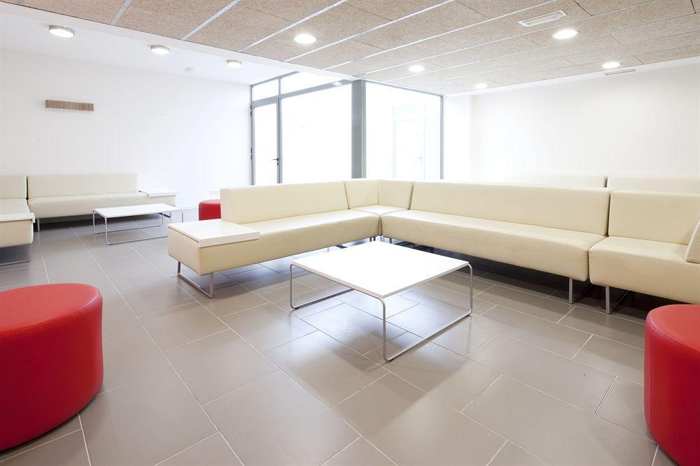 Residencia Universitaria Resa Manuel Agud Querol San Sebastian Ngoại thất bức ảnh