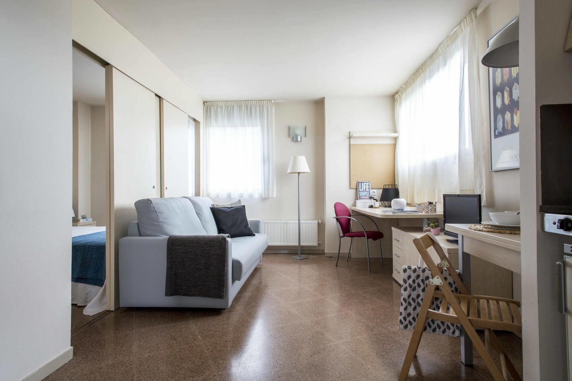 Residencia Universitaria Resa Manuel Agud Querol San Sebastian Ngoại thất bức ảnh