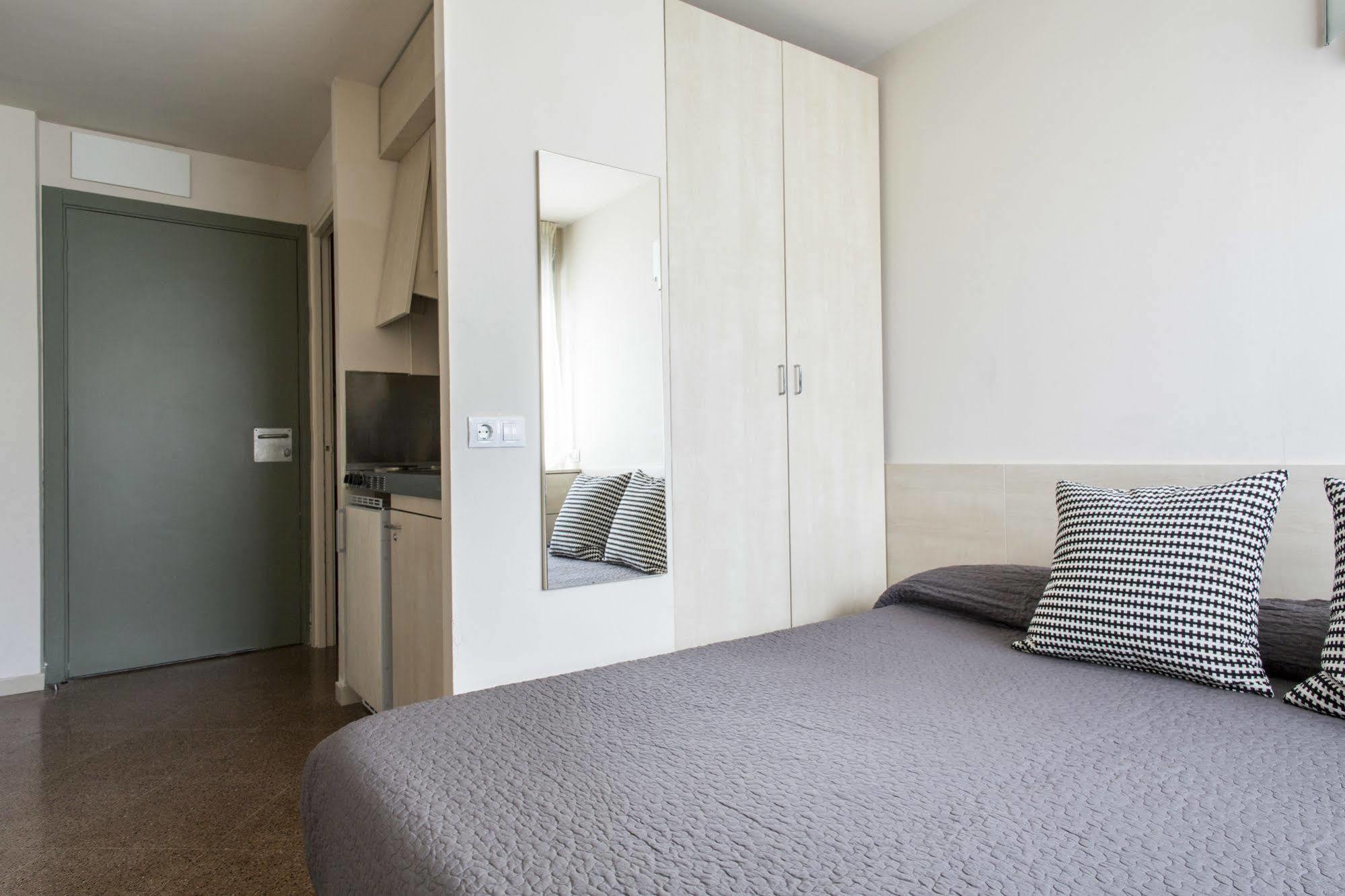 Residencia Universitaria Resa Manuel Agud Querol San Sebastian Ngoại thất bức ảnh